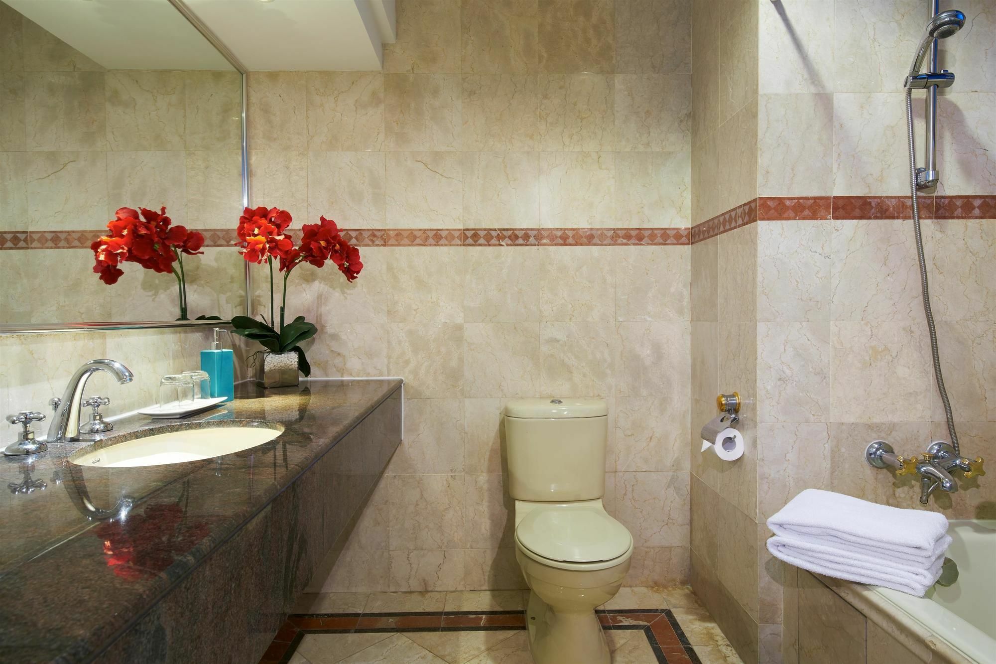 Village West Coast By Far East Hospitality Aparthotel Singapur